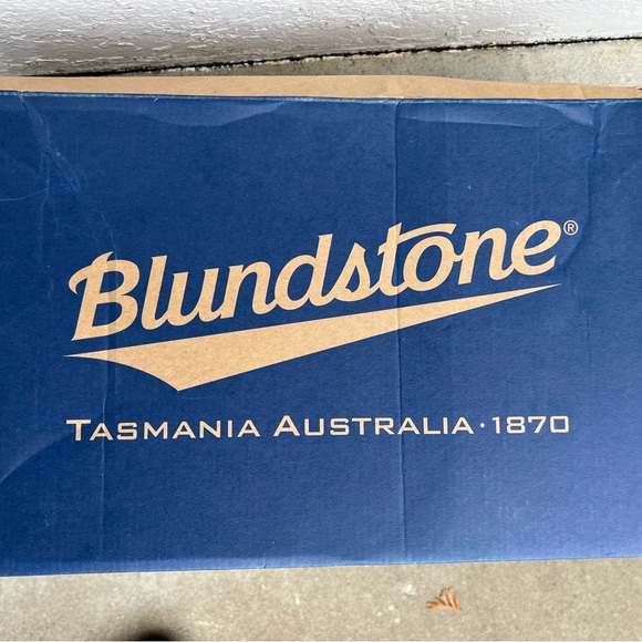 Blundstone 1671 Low Heel Ankle Boots - Picture 7 of 7